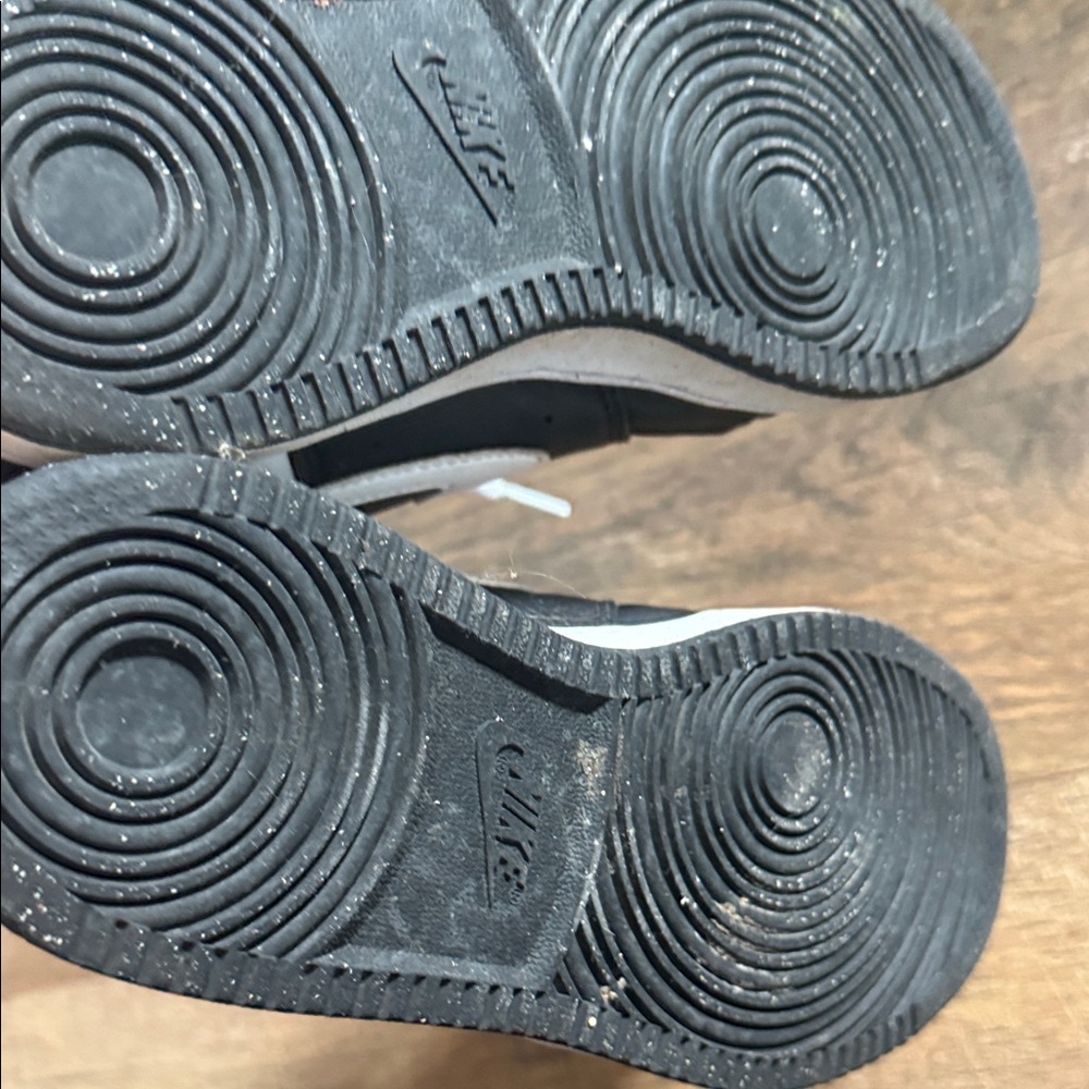 Women’s Nike Court Vision Low - Picture 5 of 5
